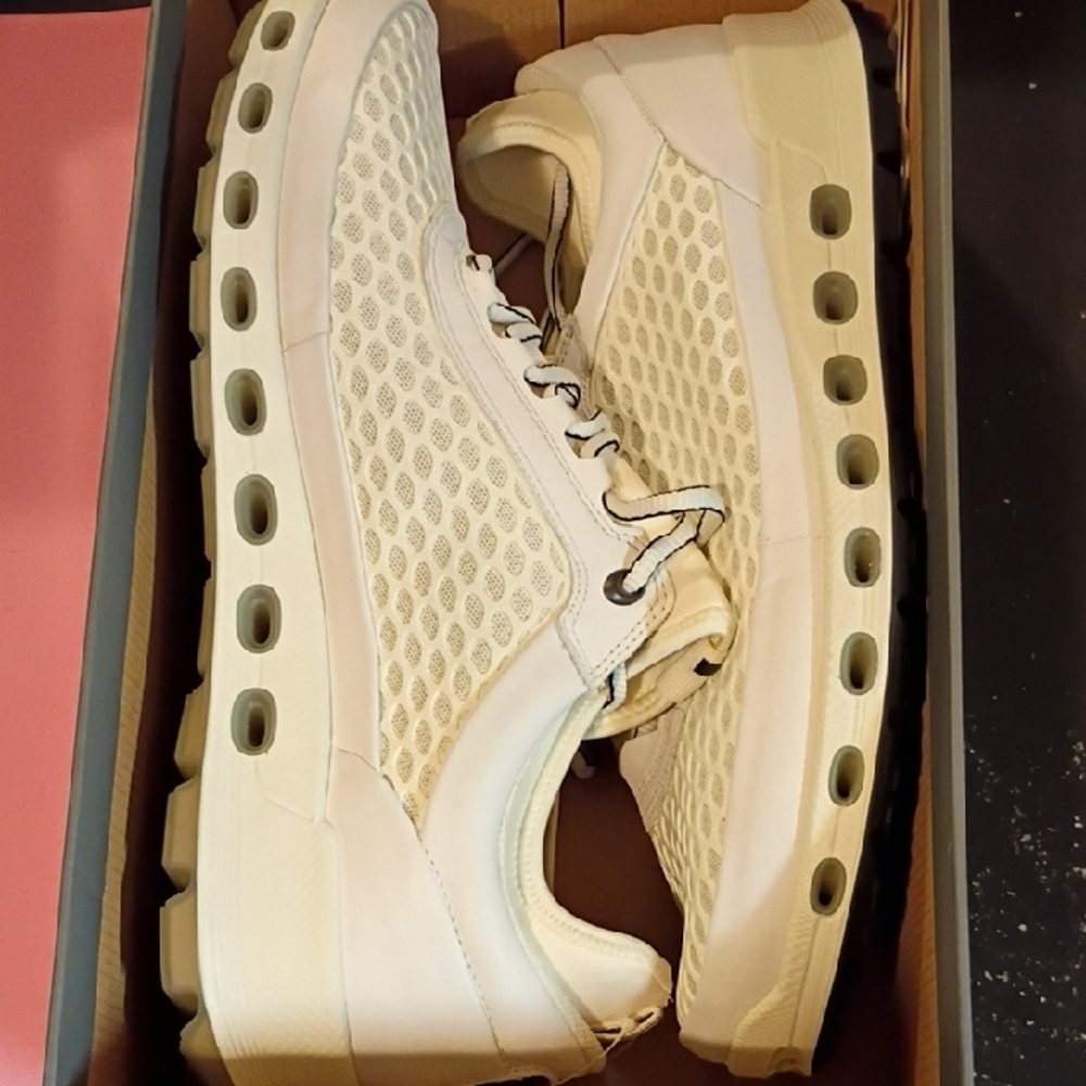 Ecco Cream Athletic Shoes with Perforated Leather Design